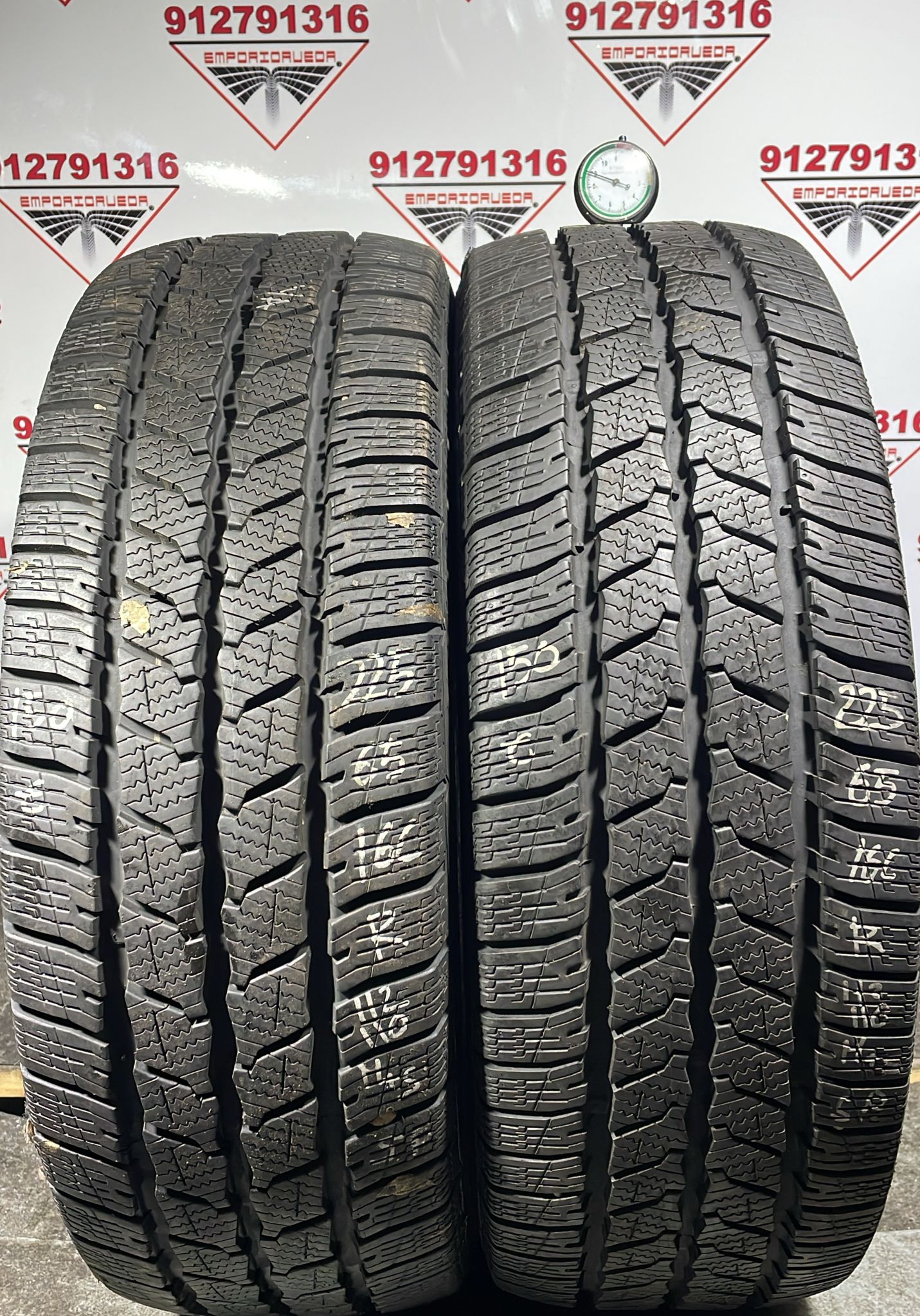 CONTINENTAL VANCOCONTACWINTER USADO M+S 225/65 R16C 112/110 R